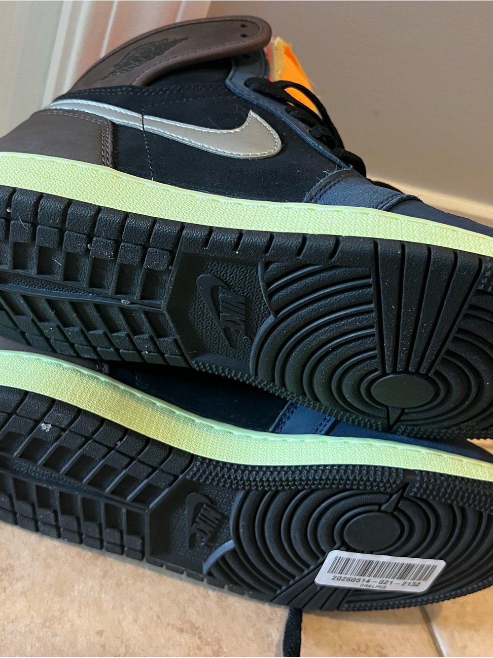 Nike Tokyo Bio Hack Mids - Picture 6 of 6
